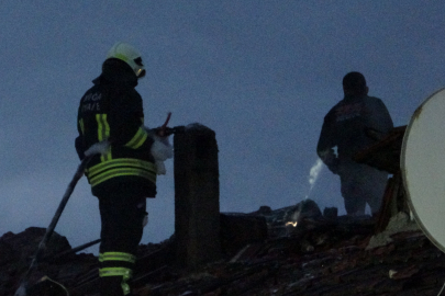 Yangına zamanında müdahale! Büyümeden söndürüldü