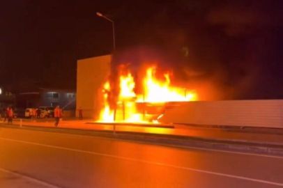 Atık plastik kasalar alev topuna döndü