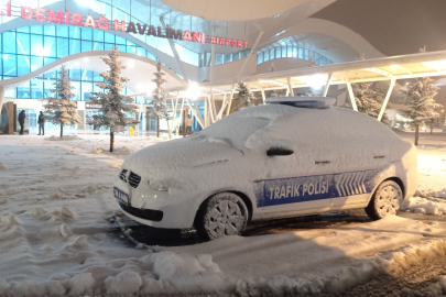 Kar hava ulaşımında iptallere neden oldu!