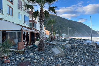 Sokaklar su altında kaldı