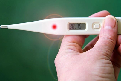 Neden ateşimiz çıktığında üşürüz?