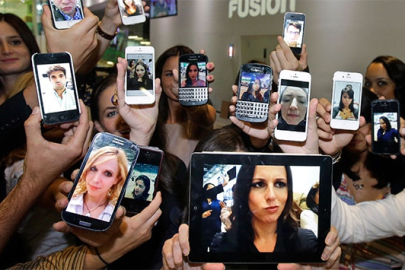 Selfie'nin Türkçe anlamı ne demek?