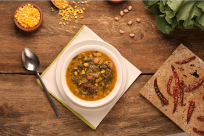 Karalahana çorbası nasıl yapılır? Karalahana çorbasının içine ne konur?