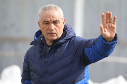 Beşiktaş duyurdu! Rıza Çalımbay ile yollar ayrıldı