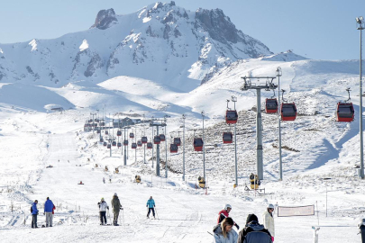 Erciyes Kayak Merkezi'nde sezon açılışı yapıldı