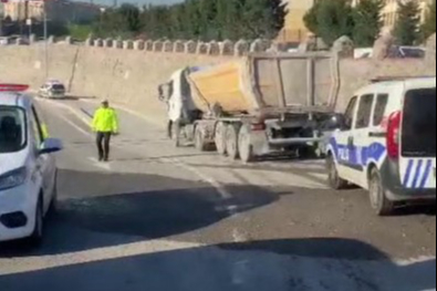 Araçların üzerine çimento döktü cezayı yedi!