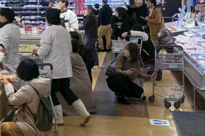 Japonya deprem: Sarsıntılar devam ediyor