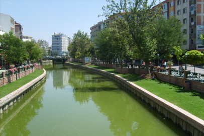 Eskişehir'in simgesi: Porsuk Çayı