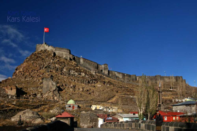 Günümüzde ayakta kalan en önemli tarihi yapılardan: Kars Kalesi