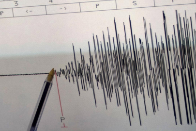 Pasifik'teki ada ülkesi Vanuatu'da şiddetli deprem