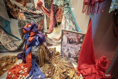 İngiltere Kraliçesi 2. Elizabeth Bursa'dan ne aldı?