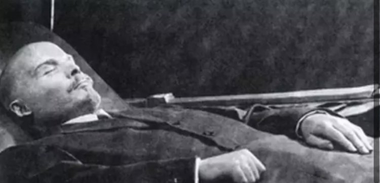 Vladimir Ilyich Lenin: Rus Devrimi'nin Lideri-Bursa Hayat Gazetesi-2