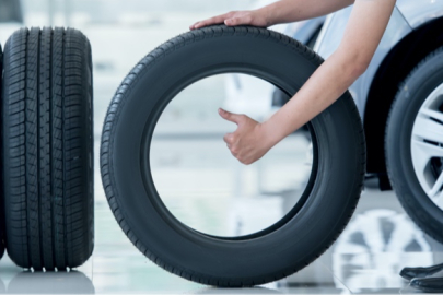 Lastiklerin üzerindeki yazı ve tarihler ne anlama gelir?