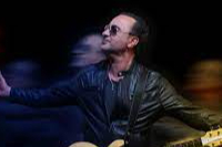 Nev kimdir, kaç yaşında, nereli? Sahnede küfür mü etti?