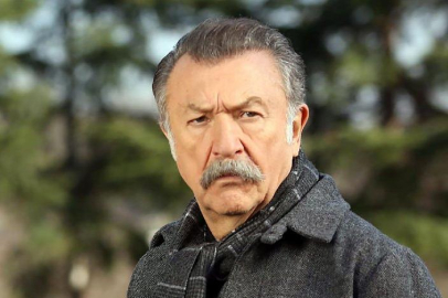 Camdaki Kız'ın Rafet'inin oğlu da meğer oyuncuymuş: Tamer Levent’in oğlu kim?