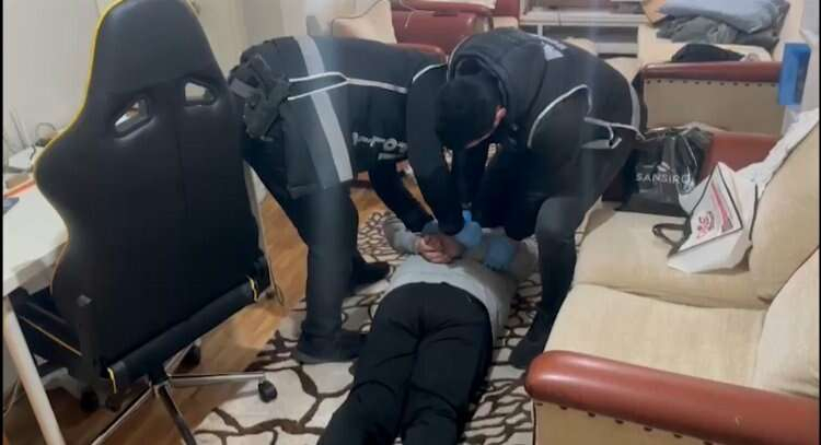 Bursa'da ‘Kafes-46’ operasyonu: Tutuklu sayısı 21’e yükseldi!-Bursa Hayat Gazetesi-3