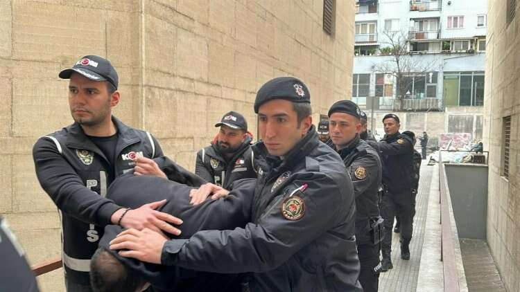 Bursa'da ‘Kafes-46’ operasyonu: Tutuklu sayısı 21’e yükseldi!-Bursa Hayat Gazetesi-4