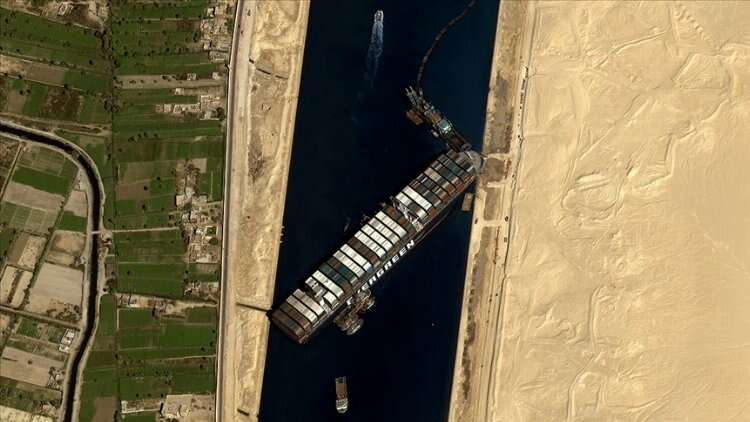 Akdeniz'i Kızıldeniz'e bağlayan kanal: Süveyş Kanalı -Bursa Hayat Gazetesi-2