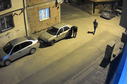 Bursa haber: Bıçak saplayıp kaçtı!