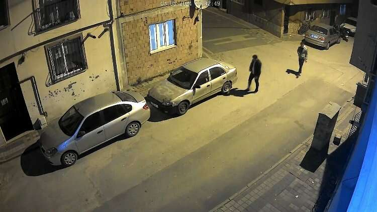 Bursa haber: Bıçak saplayıp kaçtı! -Bursa Hayat Gazetesi -3