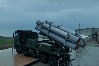 Atmaca füzesi hedefini tam isabetle vurdu!