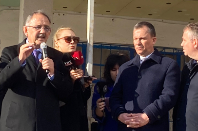 Bakan Özhaseki: 'Gece gündüz arı gibi çalışıyoruz'
