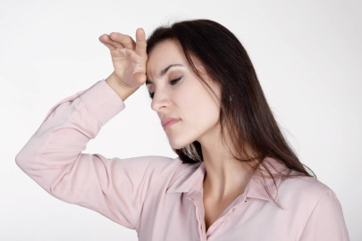 Uzun süreli baş dönmesi 'vertigo' habercisi olabilir