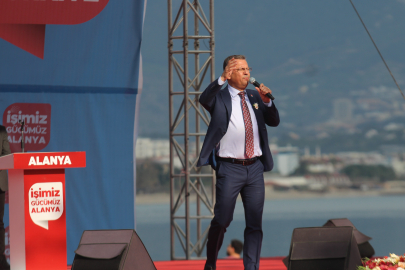 CHP Genel Başkanı Özel, Halk Buluşması Mitingi'nde konuştu
