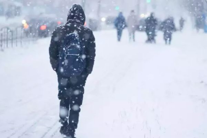 Hakkari'de okullara 1 gün ara