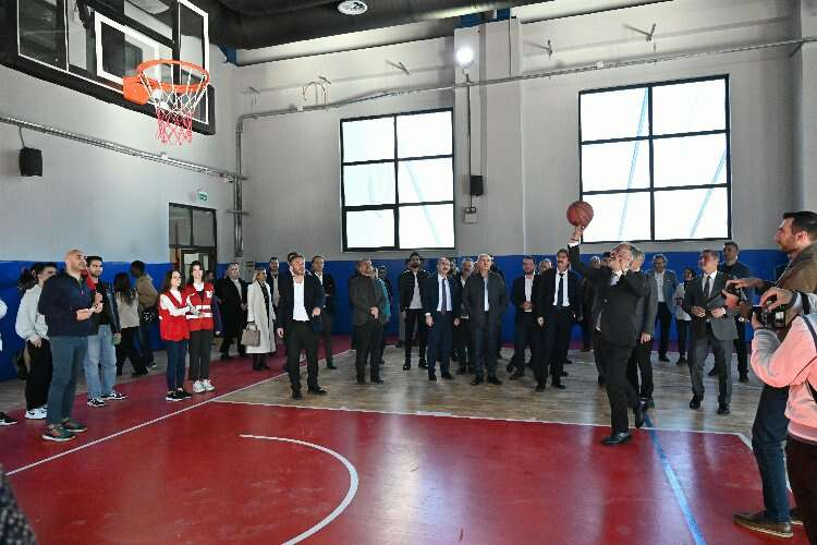 Uludağ Üniversitesi Görükle Kampüsüne spor merkezi! -Bursa Hayat Gazetesi -2