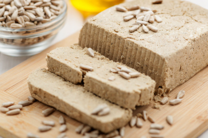 Besleyici içeriği ile her yaştan insan tüketiyor: Tahin Helvası