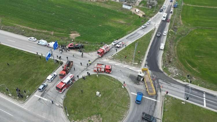 Tekirdağ'daki feci kaza havadan görüntülendi!-Bursa Hayat Gazetesi-2