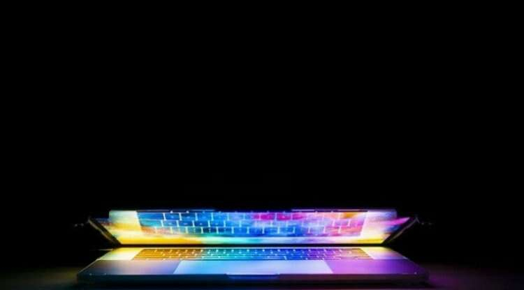 Klavye tarihçesi ve gelişimi: QWERTY'den bugüne -Bursa Hayat Gazetesi -2