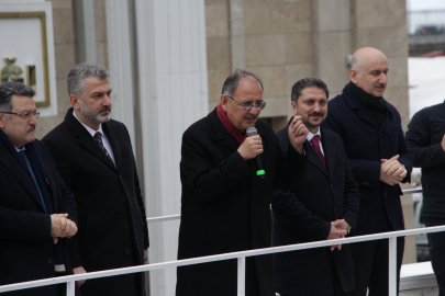 Bakan Özhaseki: 'Gittikçe büyüyoruz'