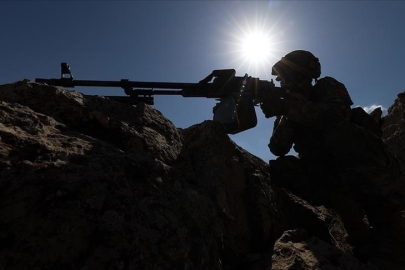 Irak'ın kuzeyinde 12 PKK'lı terörist etkisiz hale getirildi