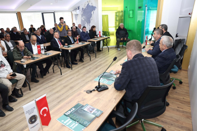 Şadi Özdemir, TR Düşünce Kulübü ve Dicle Vakfı üyeleri ile buluştu!