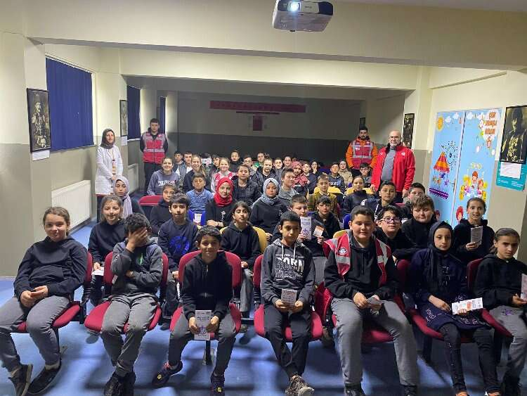 Bursa'da OBAK 8 Bin 400 kişiye eğitim verdi-Bursa Hayat Gazetesi-3