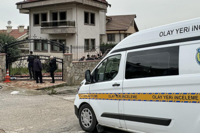 Bursa'da yanan villanın bodrumundan ceset çıktı!