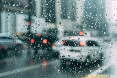 İspanya'da Nelson Kasırgası nedeniyle 4 kişi denizde boğuldu