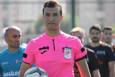 Hakem Alim Kandemir futbol sahalarına veda etti