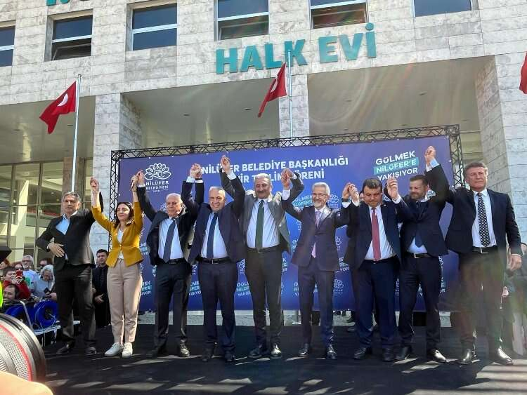 Nilüfer Belediyesinde başkanlık görevi devredildi -Bursa hayat Gazetesi -2