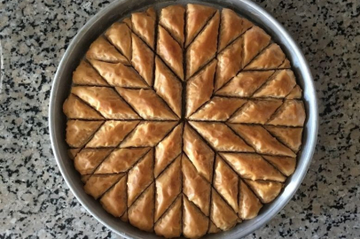 Ev Baklavasi Tarifi ve Püf Noktaları