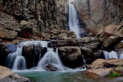 Doğanın serin güzelliği: Çır Şelalesi