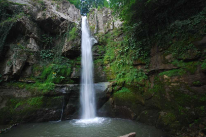 Karadeniz Bölgesi'nin en büyük şelalesi: Ohtamış Şelalesi