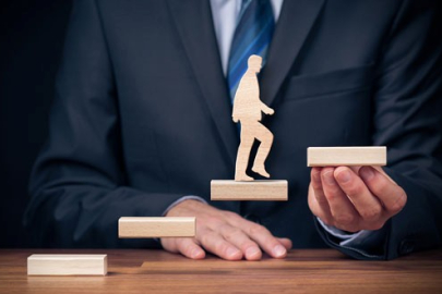 Girişimcilik ve yenilikçilik: İnovasyonun iş dünyasındaki rolü ve başarıya ulaşma stratejileri