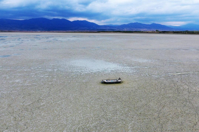 Türkiye'nin önemli sulak alanlarından biriydi, tamamen kurudu: Karataş Gölü