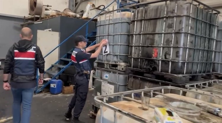 Sakarya'da dev kaçak akaryakıt operasyonu: 220 ton ele geçirildi!-Bursa Hayat Gazetesi-2