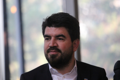 Kayserispor Basın Sözcüsünden açıklama: "Uçağa 2 kez yıldırım isabet etti"