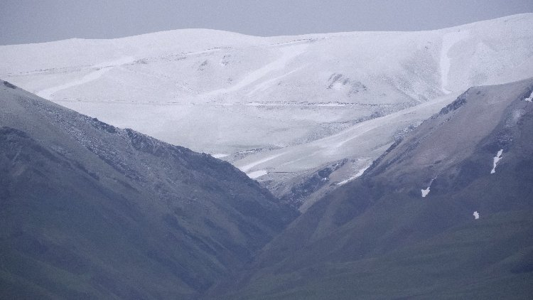 Kış geri döndü! Palandöken'in zirvesi beyaza büründü - Bursa Hayat Gazetesi-3
