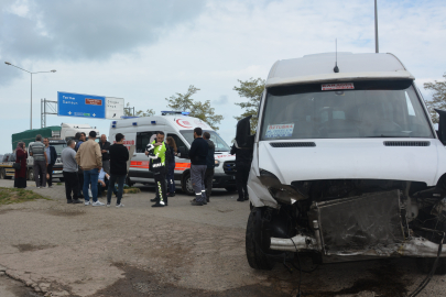 Ordu'da işçi servisi kaza yaptı: 10 yaralı